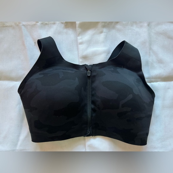 Lululemon Enlite Bra Zip Front High Support 32E and 34DD Camo - Picture 5 of 11